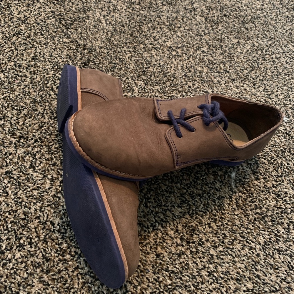 Women’s shoes
